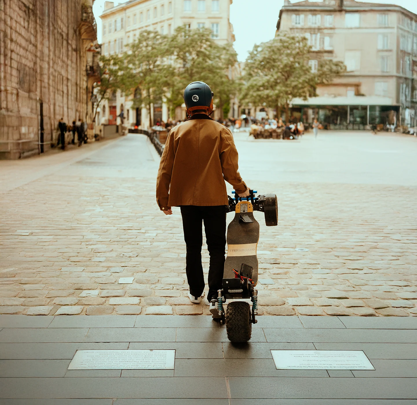 Sternboard transporté à la main